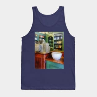 Pharmacists - Mortar and Pestle in Pharmacy Tank Top